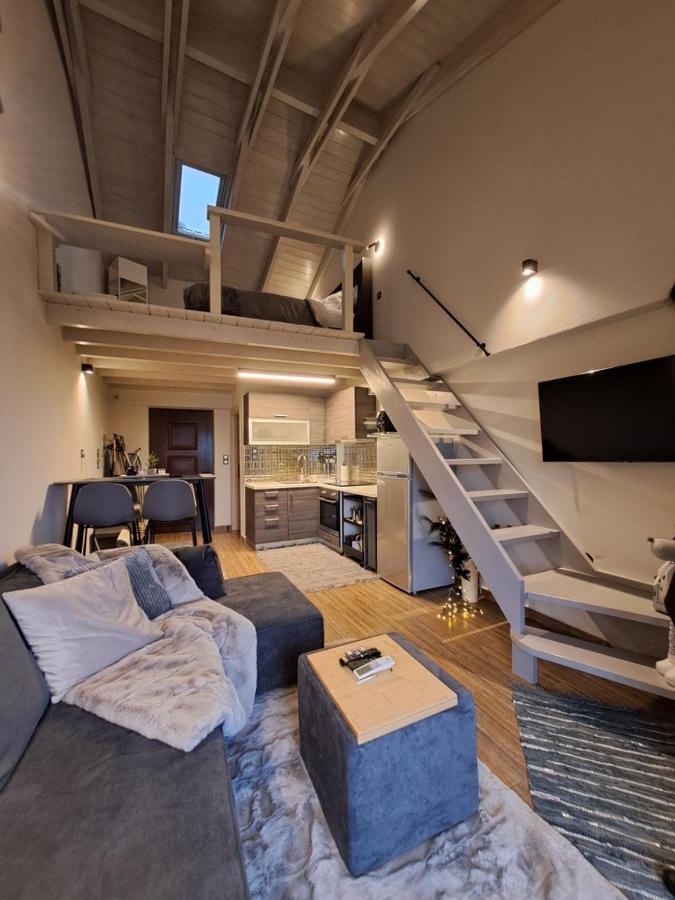 איגיו Vrachos Suites מראה חיצוני תמונה
